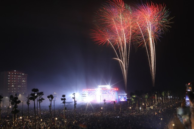 Kỷ niệm 60 năm thành lập Sầm Sơn và khai mạc lễ hội du lịch biển năm 2023: Tỏa sáng và vươn xa!